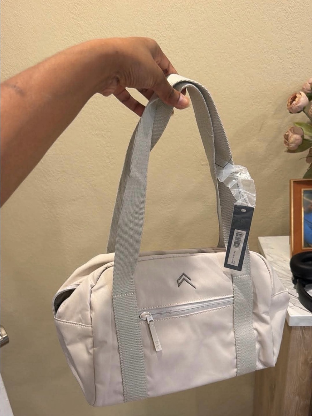 Oner active mini go to gym bag sand NWT - Picture 4 of 4